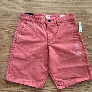 NWT Gap Chino shorts- size 29